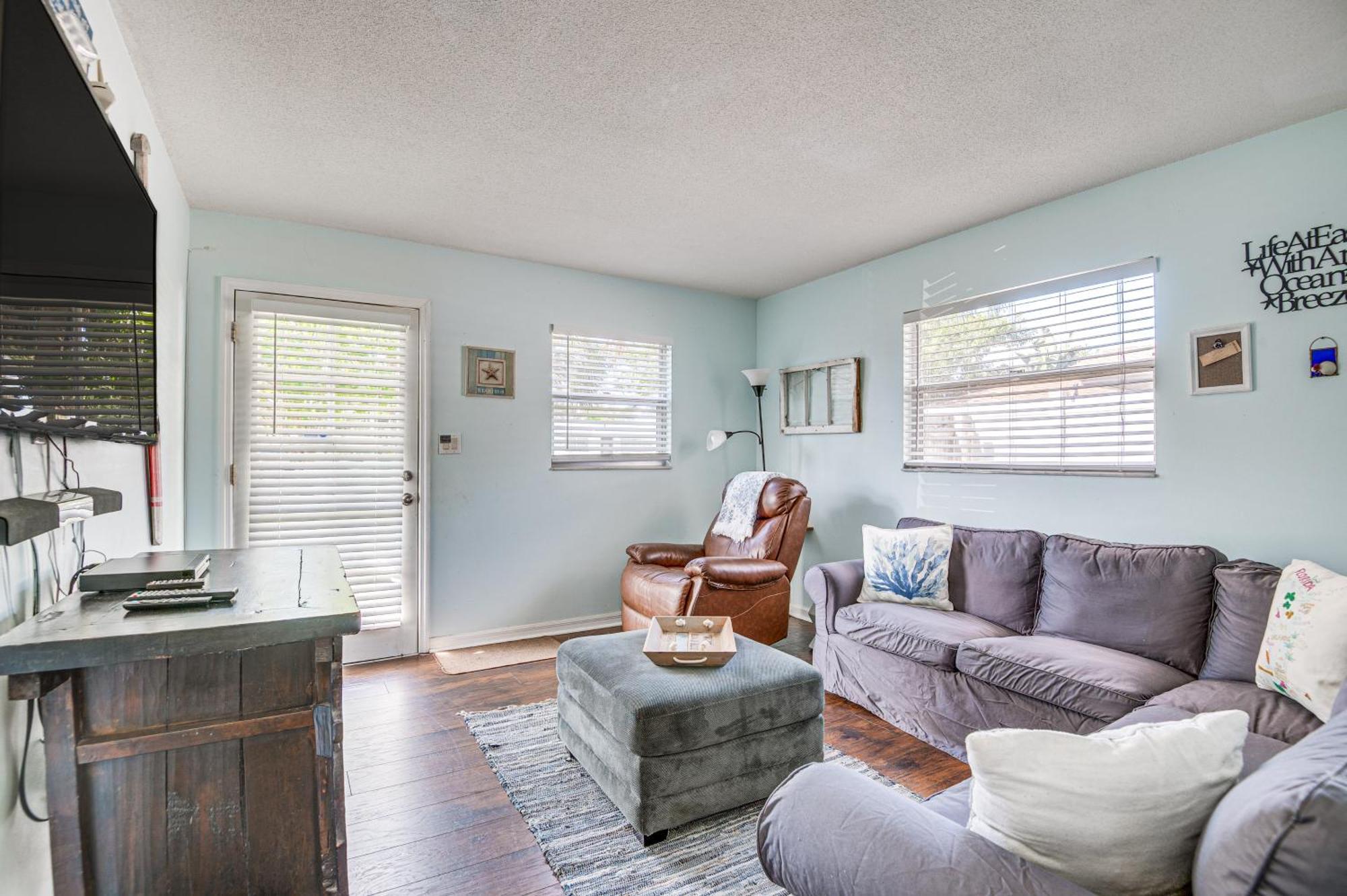 Cape Canaveral Cottage With Hot Tub Walk To Beach Eksteriør billede